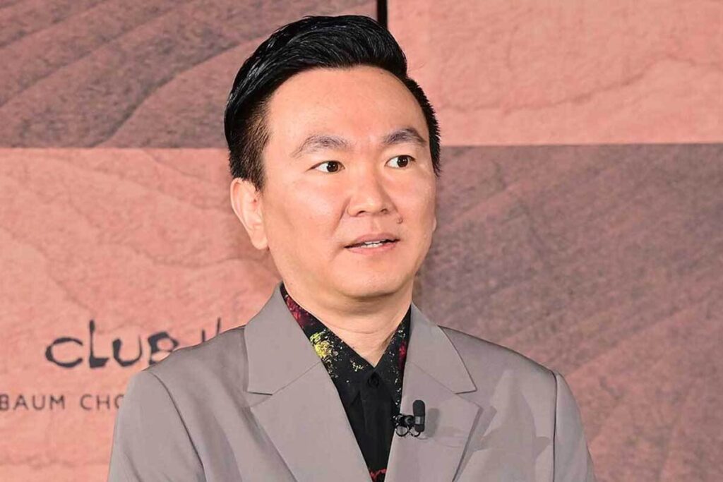 【芸能】名物料理提供も携帯いじり5分間放置　かまいたち山内に相方が不満「マジで許せない」